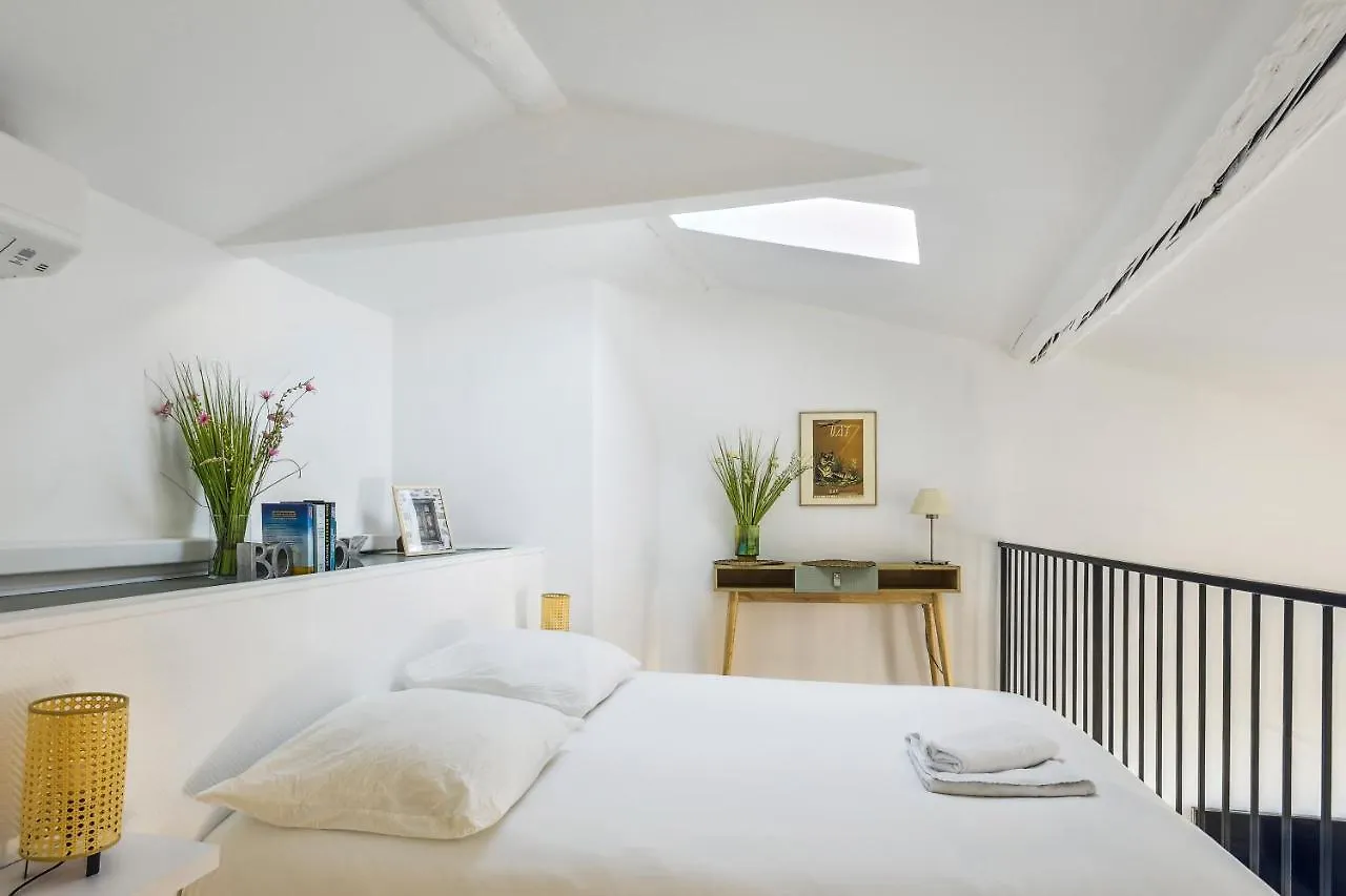 Charmant Logement Au Coeur Du Cours Julien Marseille