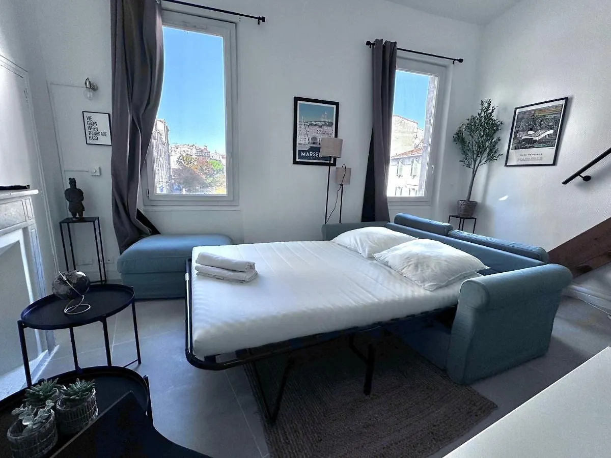Apartment Charmant Logement Au Coeur Du Cours Julien Marseille