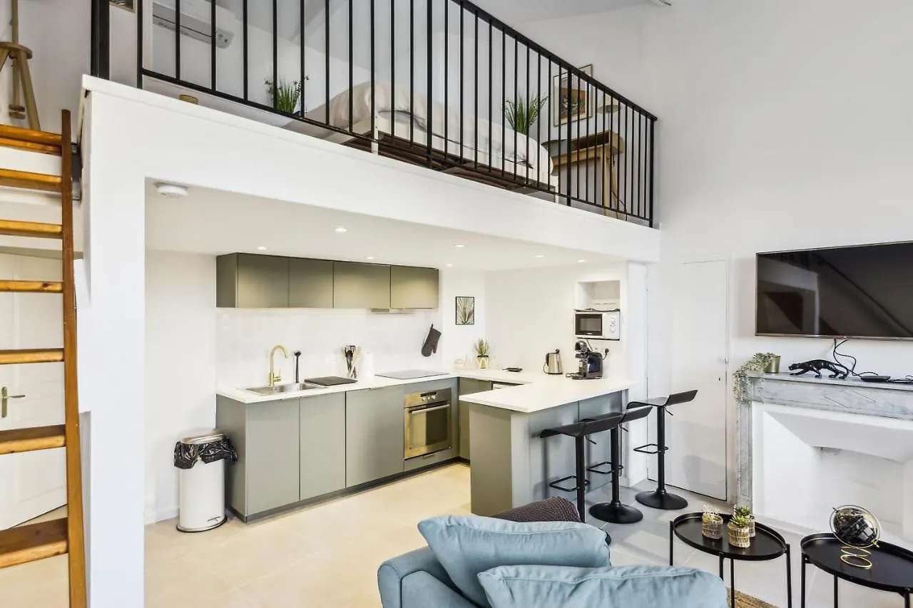 Charmant Logement Au Coeur Du Cours Julien Marseille 0*,